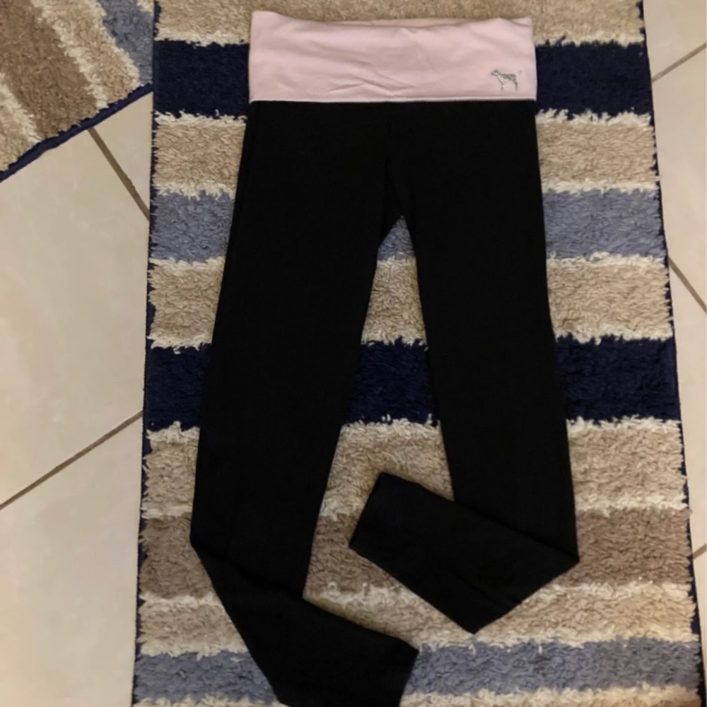 Victoria’s Secret PINK blingy puppy leggings